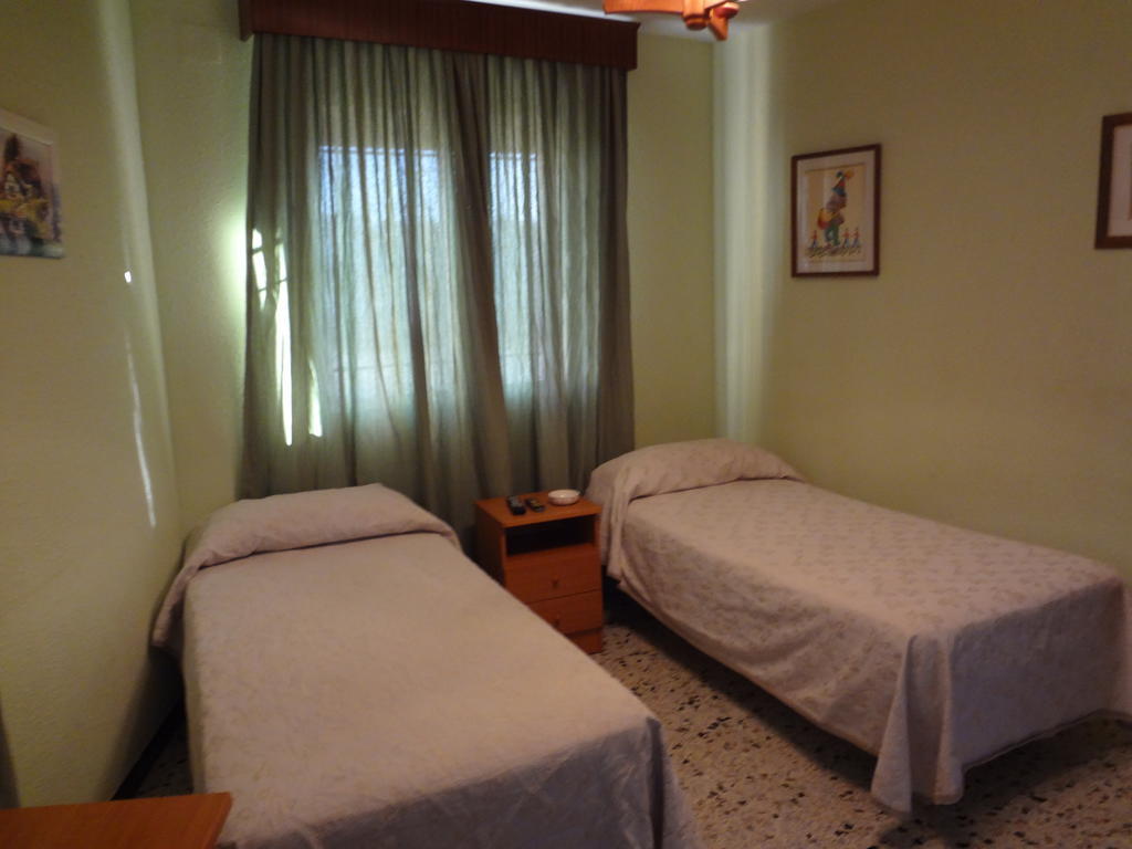 Hostal San Pedro Sanlúcar la Mayor Rom bilde